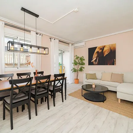 Apartment Casa Terra: 50 Meters From The Torrevieja